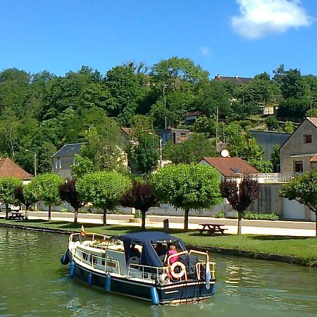 Maison Des Forges Bed & Breakfast Buffon Exterior photo